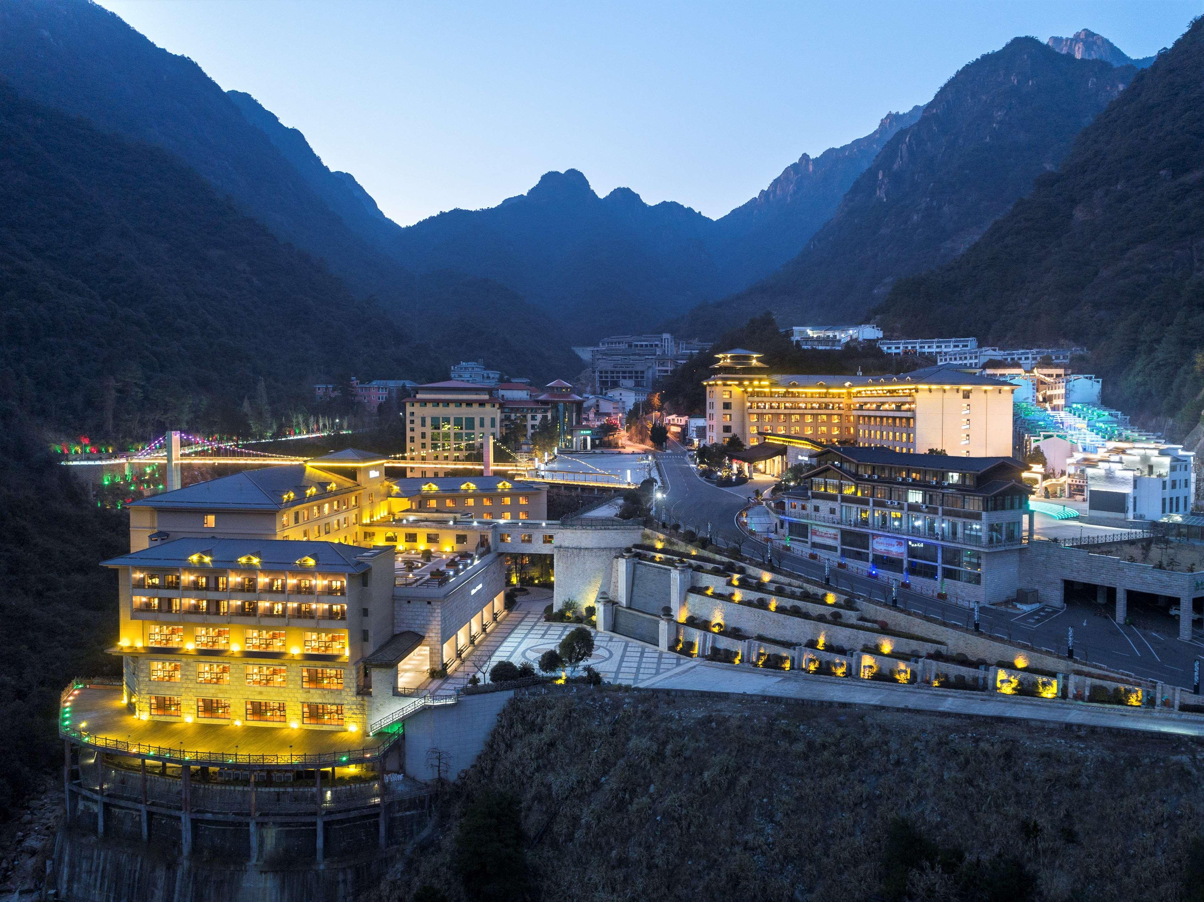 Hilton Sanqingshan Resort Shangrao Екстериор снимка